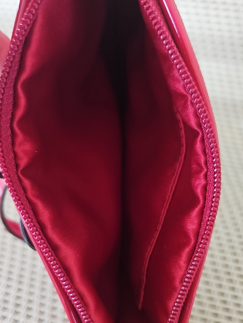 Coach Wristlet, Red Vinyl COACH Wallet, Red Coach Wristlet - Picture 3 of 4